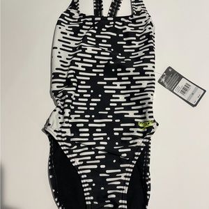 speedo, pro LT training, swimwear, black and white size 26 new with tags